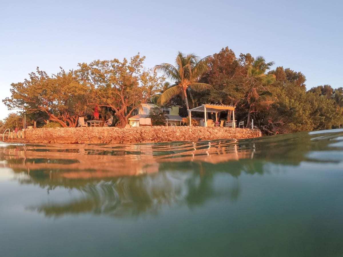 KEY LARGO, Florida, 33037, United States, 10 Bedrooms Bedrooms, ,9 BathroomsBathrooms,Residential,For Sale,1993450