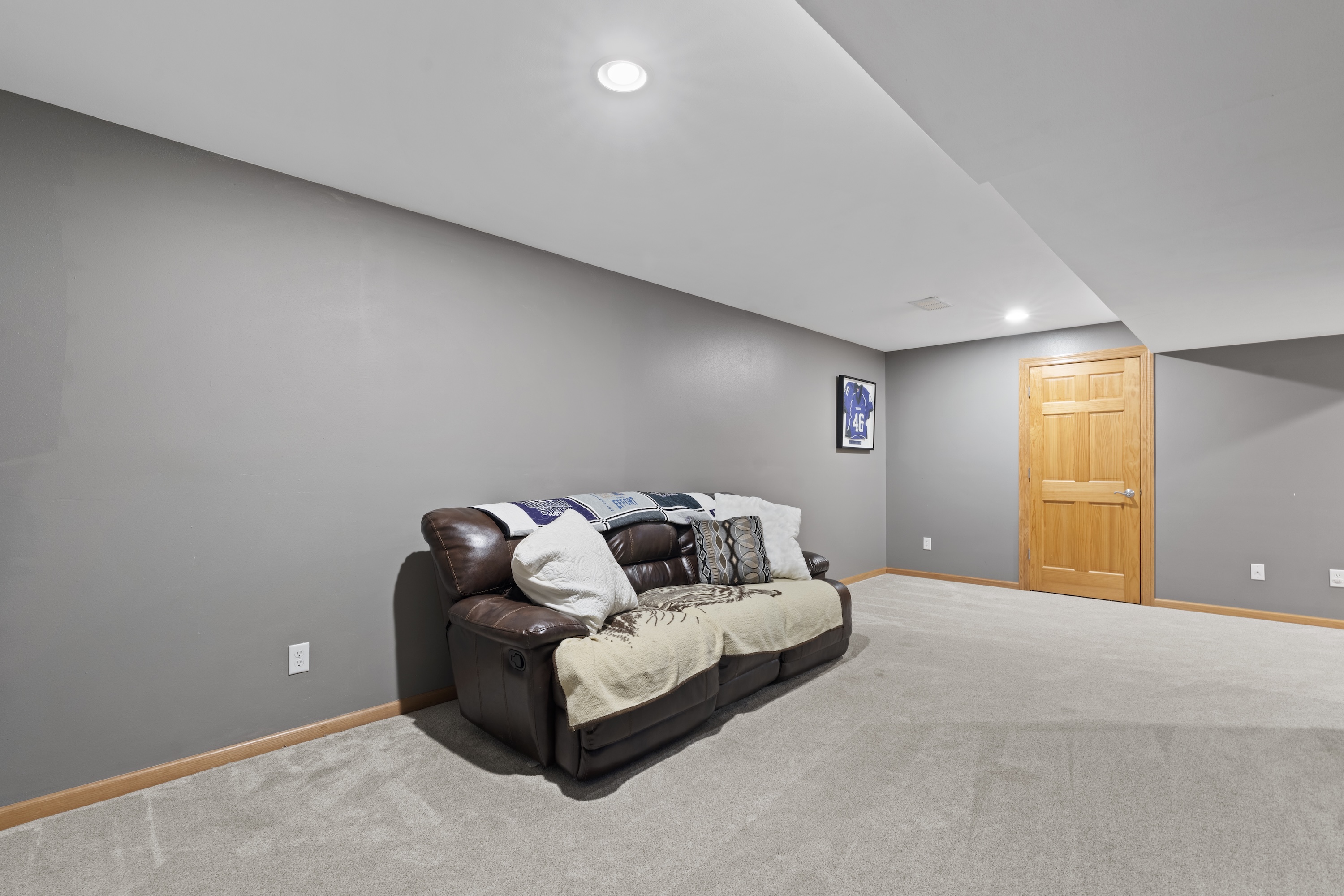  Desirable Pabst Farms Four Bedroom Colonial - 物件實景