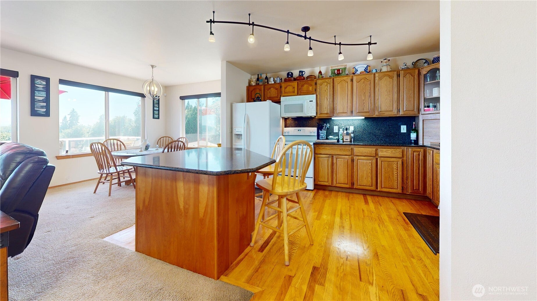 Port Orchard, Washington, 98366, United States, 3 Bedrooms Bedrooms, ,3 BathroomsBathrooms,Residential,For Sale,1907712