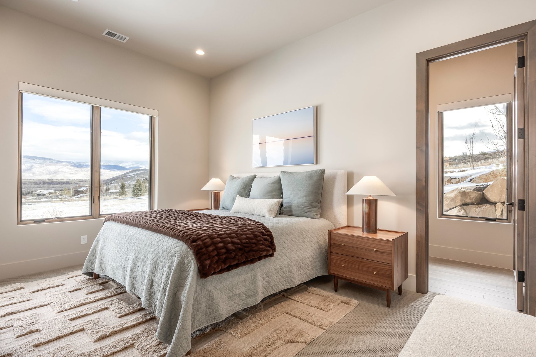  Beautiful Modern Custom Home with Rock Cliff Views at Victory Ranch - 物件實景