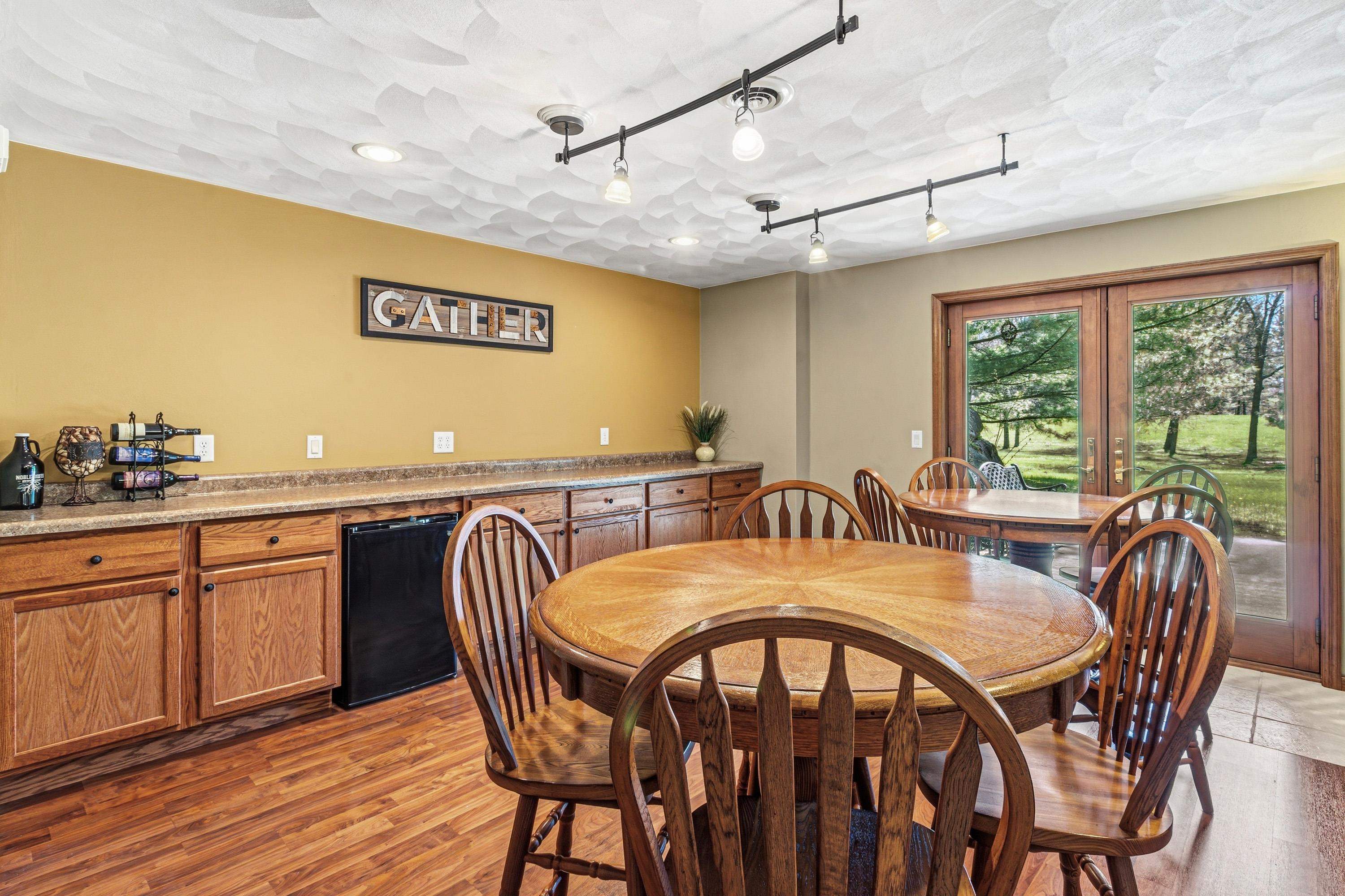 Spring Green, Wisconsin, 53588, United States, 4 Bedrooms Bedrooms, ,4 BathroomsBathrooms,Residential,For Sale,2040175