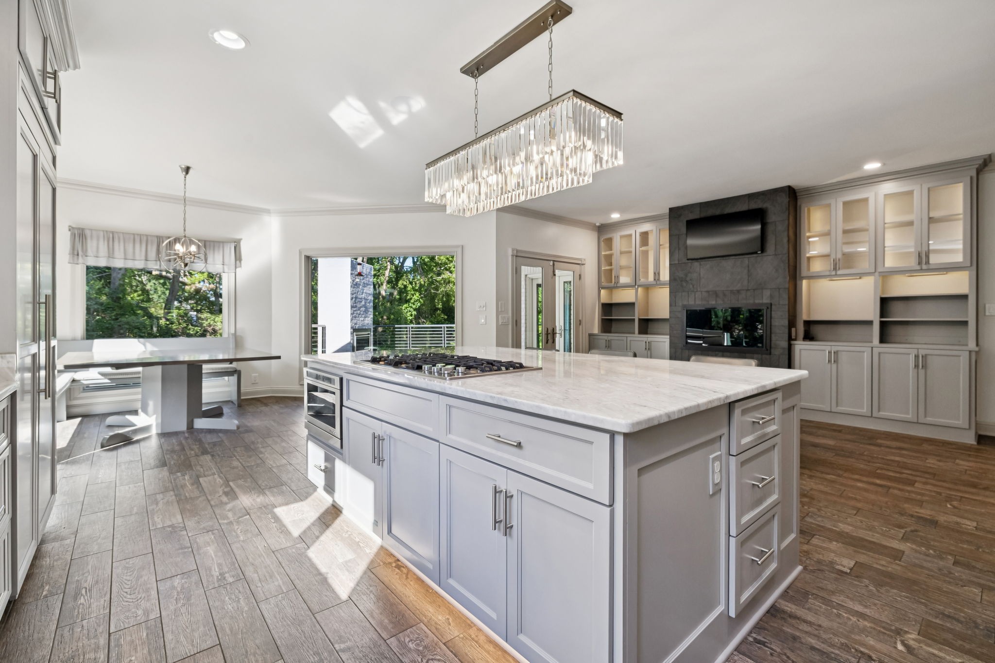  827 Maxwell Ct, Nashville, TN, 37220 - 物件實景