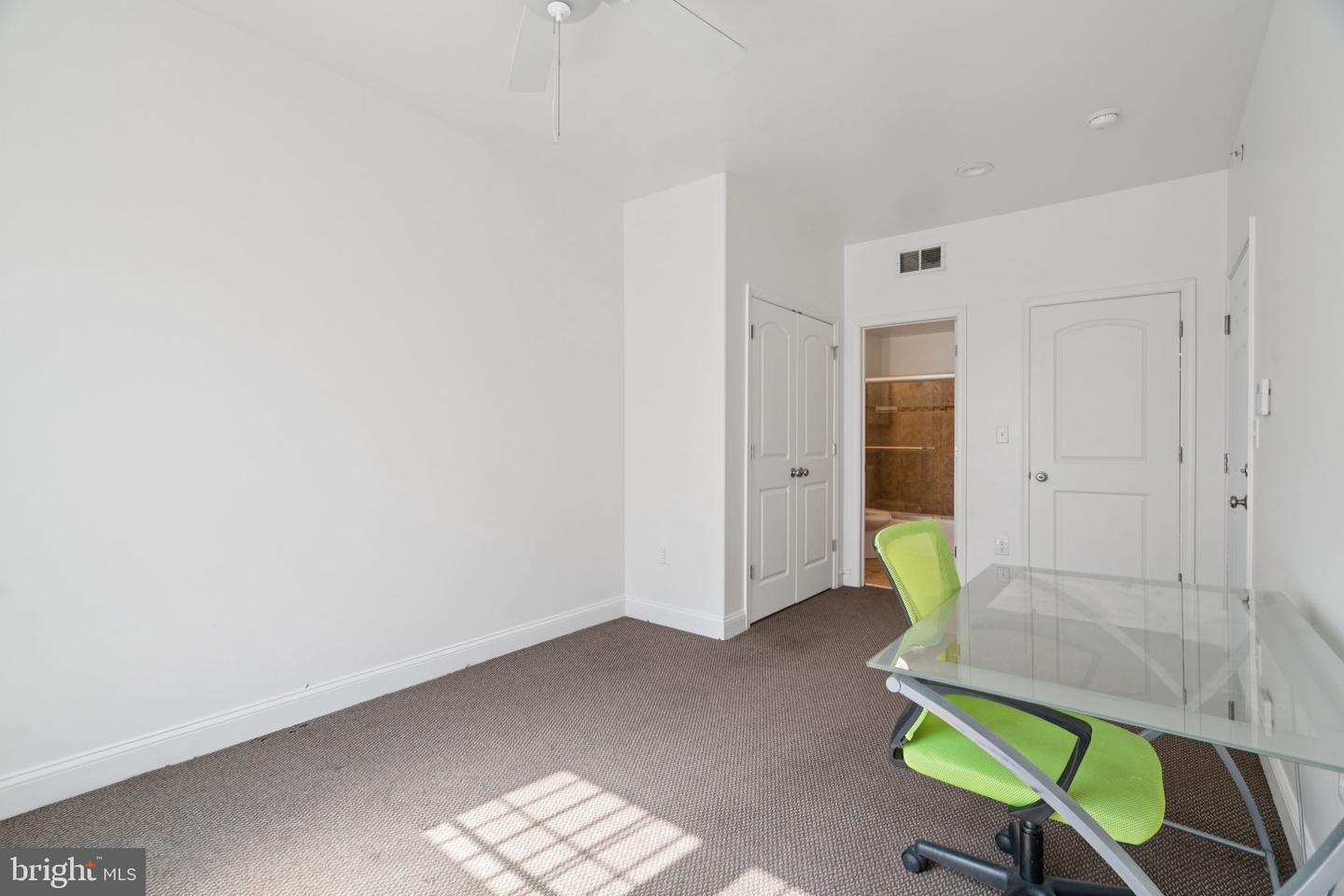 Philadelphia, Pennsylvania, 19133, United States, ,Residential,For Sale,1965543