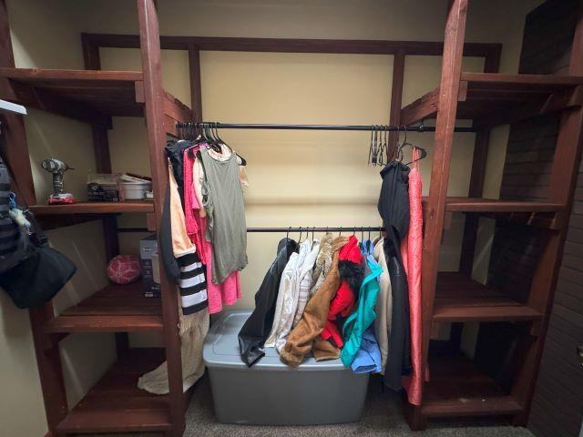 Scottsville, Kentucky, 42164, United States, 4 Bedrooms Bedrooms, ,3 BathroomsBathrooms,Residential,For Sale,1971649