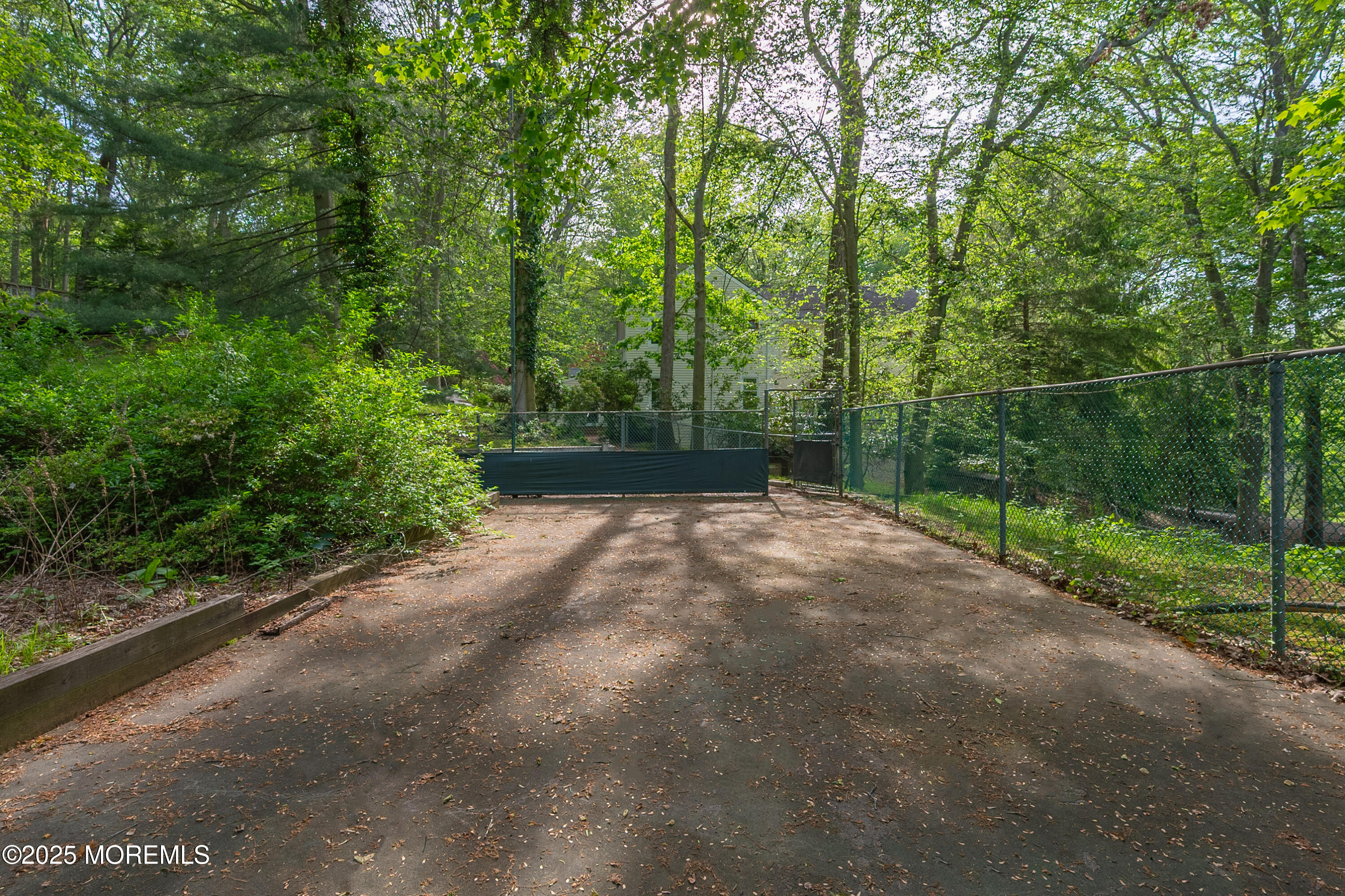 Middletown, New Jersey, 07748, United States, 5 Bedrooms Bedrooms, ,5 BathroomsBathrooms,Residential,For Sale,1904481