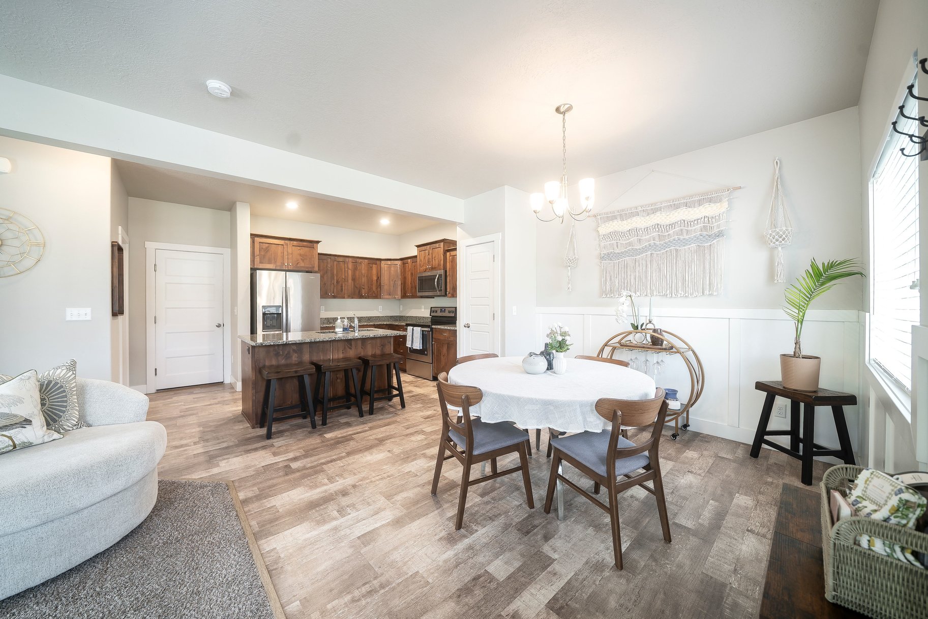 Charming, Very Clean End Unit Townhome in Logan - 物件實景