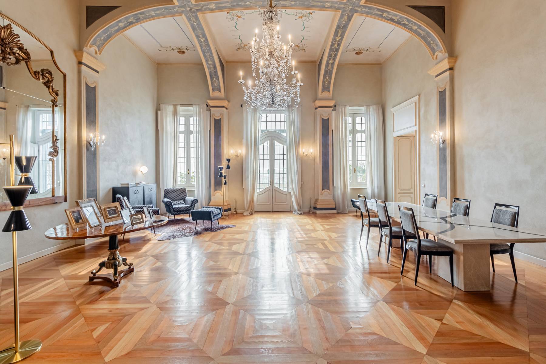  Charming renovated apartment in the center of Moncalieri - 物件實景