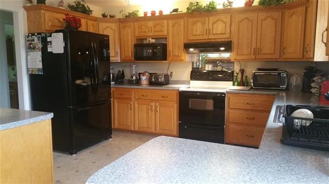 Claremont, New Hampshire, 03743, United States, 3 Bedrooms Bedrooms, ,1 BathroomBathrooms,Residential,For Sale,2048255