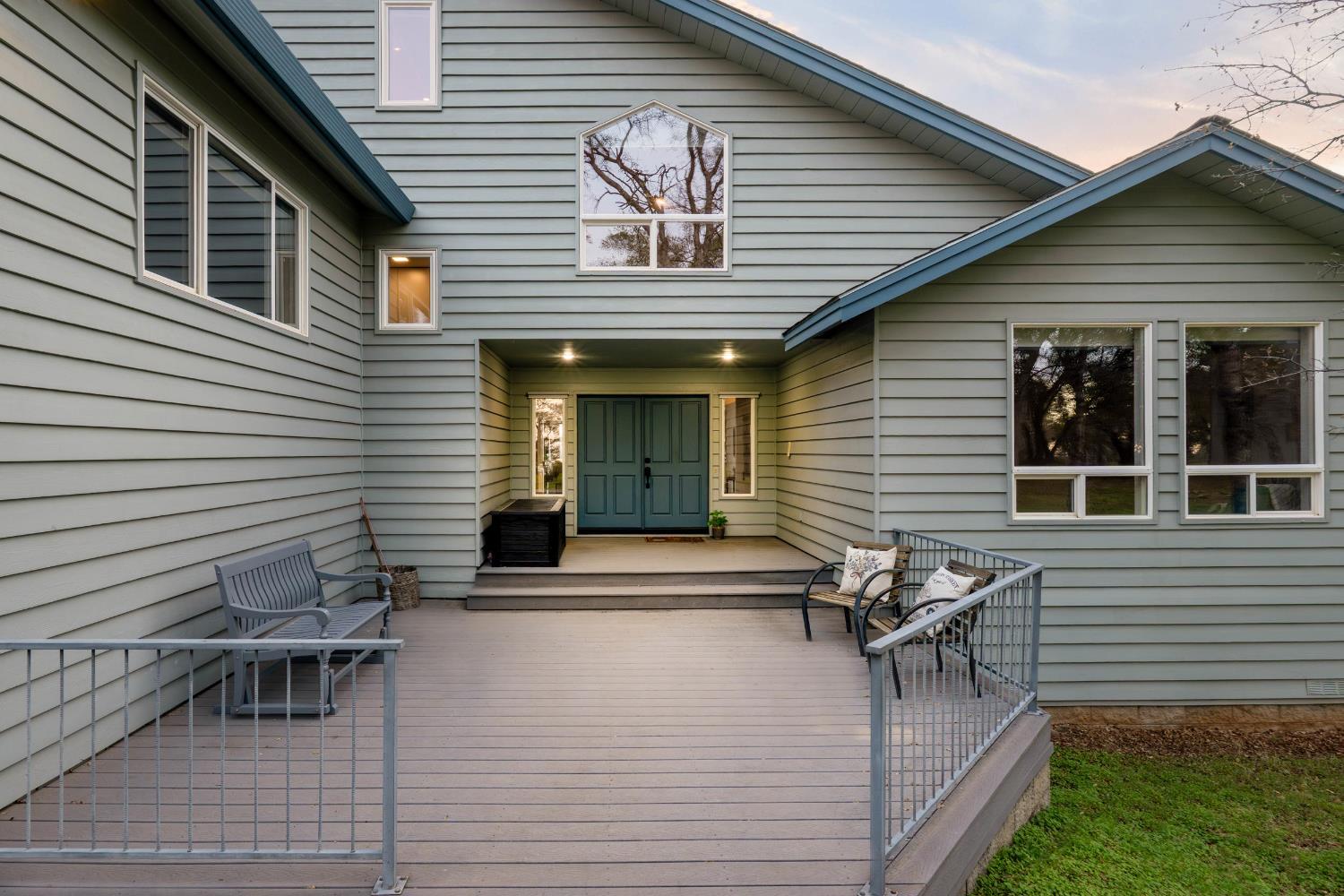 Penn Valley, California, 95946, United States, 3 Bedrooms Bedrooms, ,3 BathroomsBathrooms,Residential,For Sale,1989593