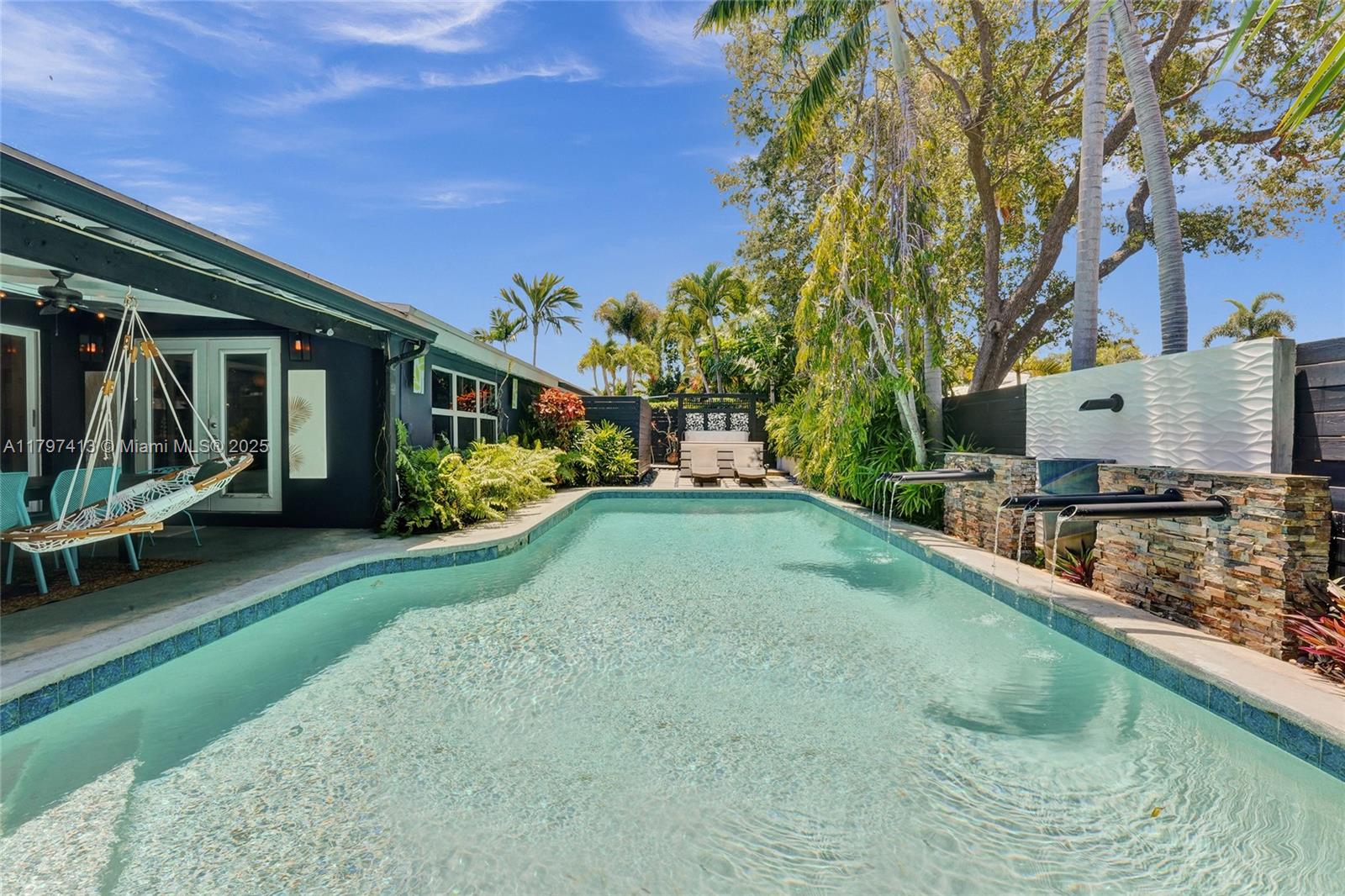 Wilton Manors, Florida, 33305, United States, 3 Bedrooms Bedrooms, ,3 BathroomsBathrooms,Residential,For Sale,1803102
