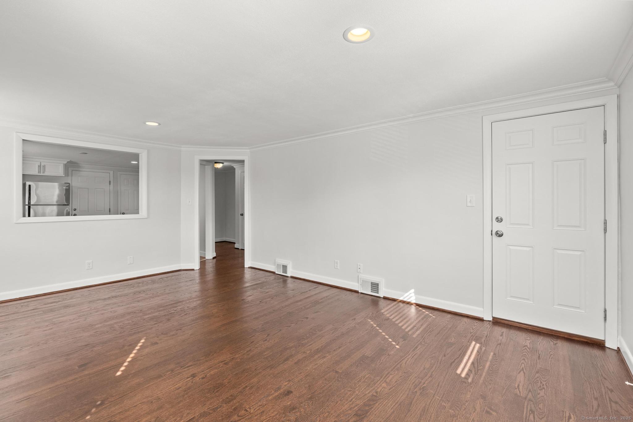 West Hartford, Connecticut, 06119, United States, 4 Bedrooms Bedrooms, ,2 BathroomsBathrooms,Residential,For Sale,1934206