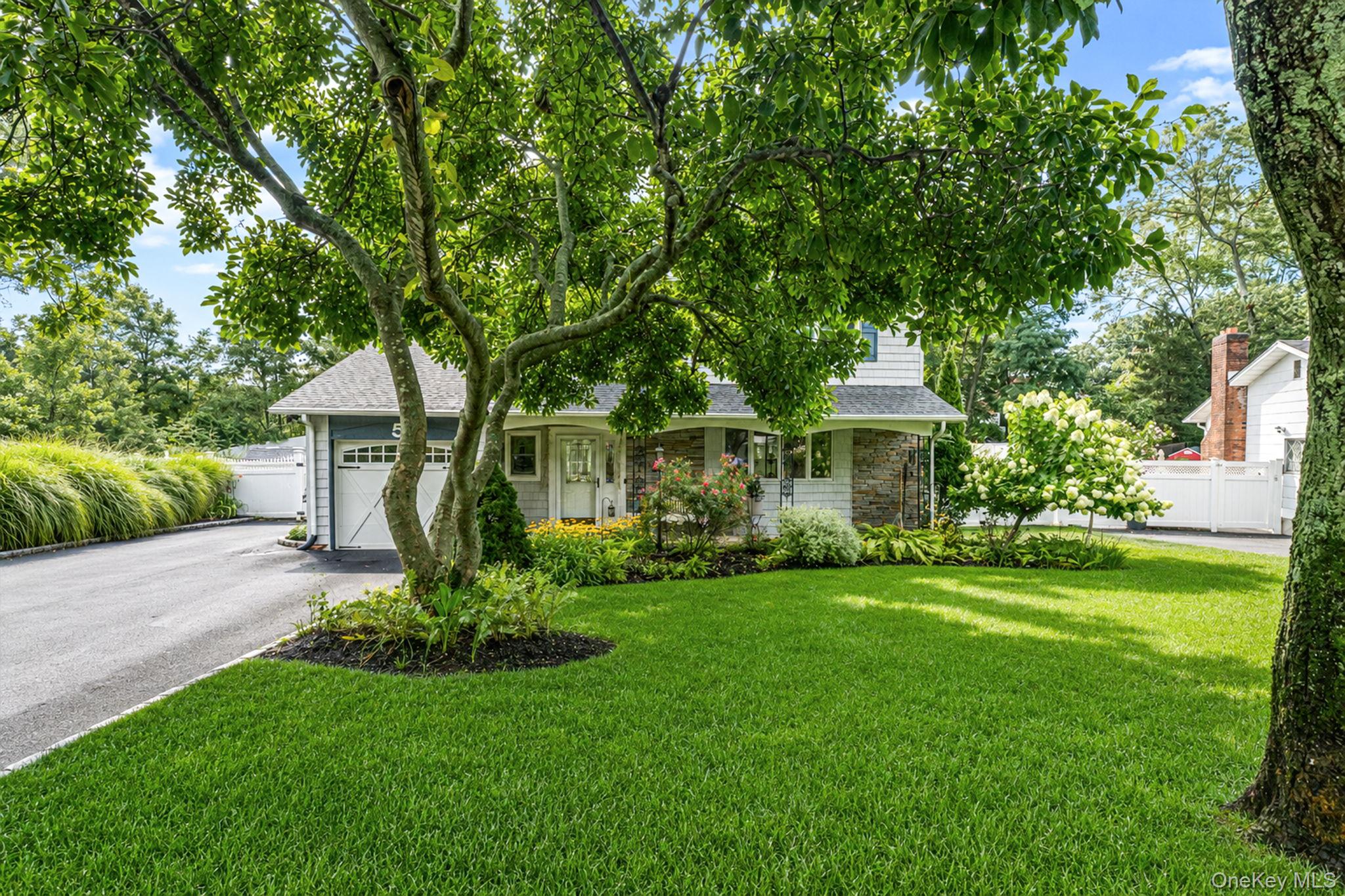 Rockhill Rd, Rocky Point, NY 11778