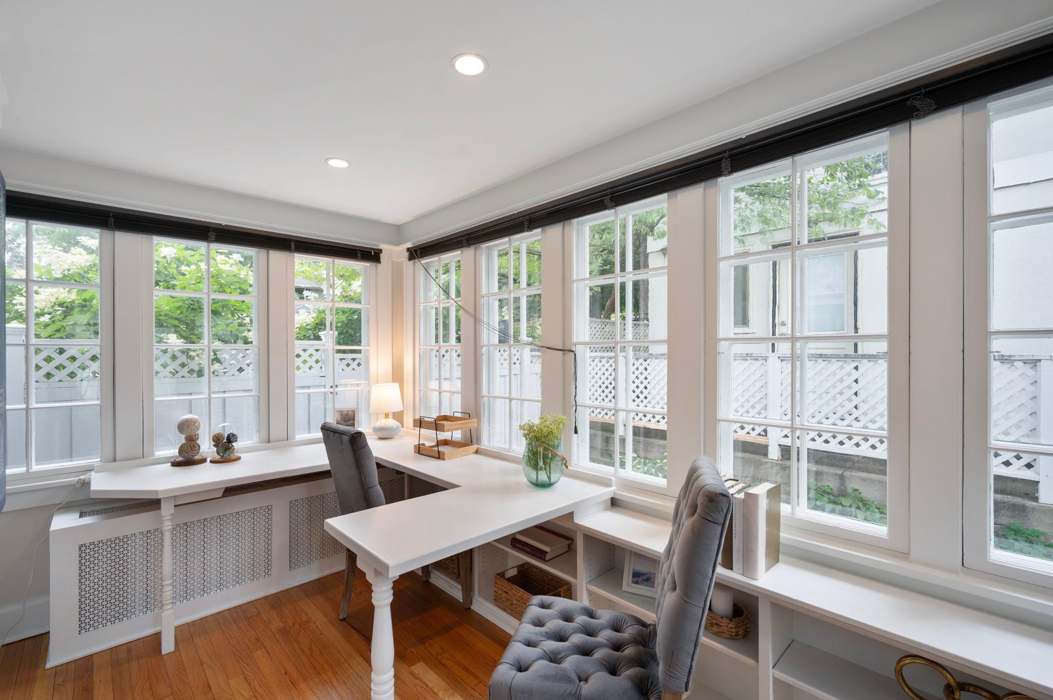 Saint Paul, Minnesota, 55105, United States, 4 Bedrooms Bedrooms, ,2 BathroomsBathrooms,Residential,For Sale,1919554