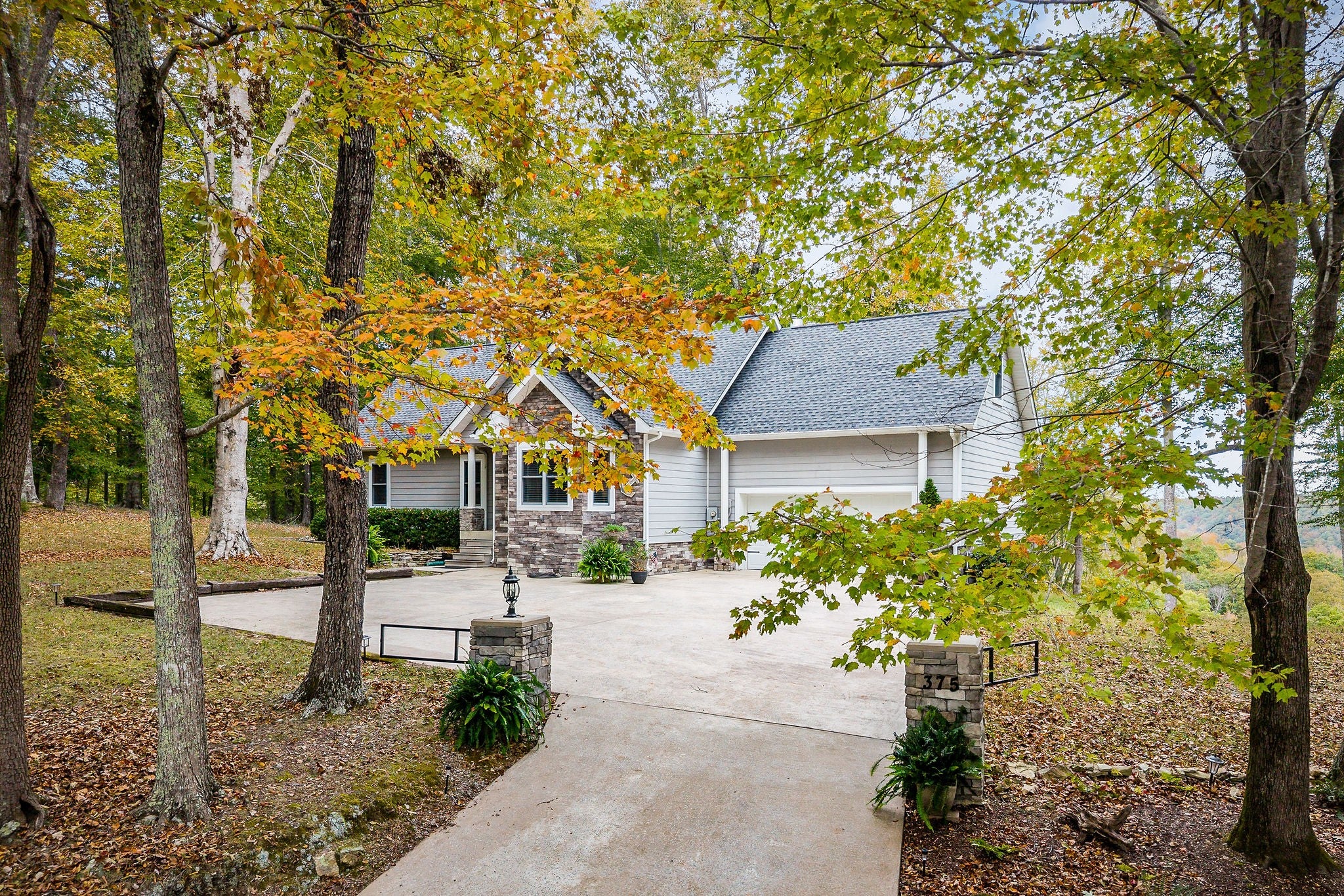 Smithville, Tennessee, 37166, United States, 3 Bedrooms Bedrooms, ,3 BathroomsBathrooms,Residential,For Sale,2006614