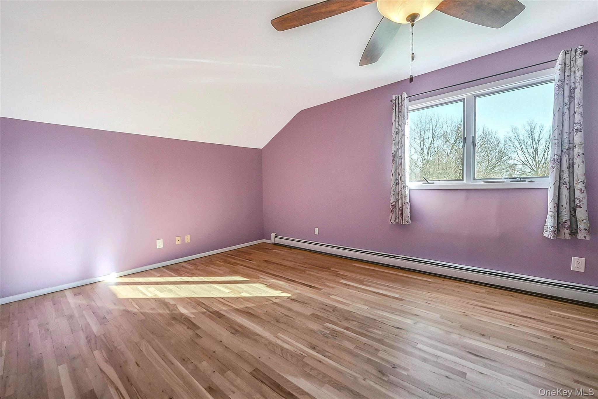 Jamesport, New York, 11947, United States, 4 Bedrooms Bedrooms, ,3 BathroomsBathrooms,Residential,For Sale,2002985