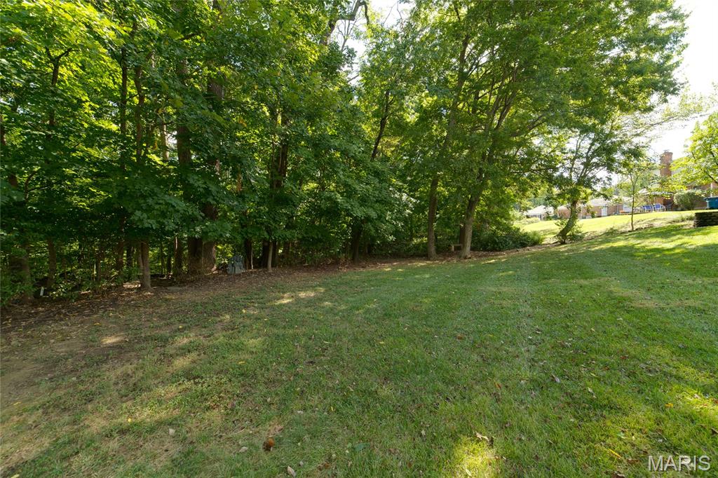 Chesterfield, Missouri, 63017, United States, 4 Bedrooms Bedrooms, ,3 BathroomsBathrooms,Residential,For Sale,1966337