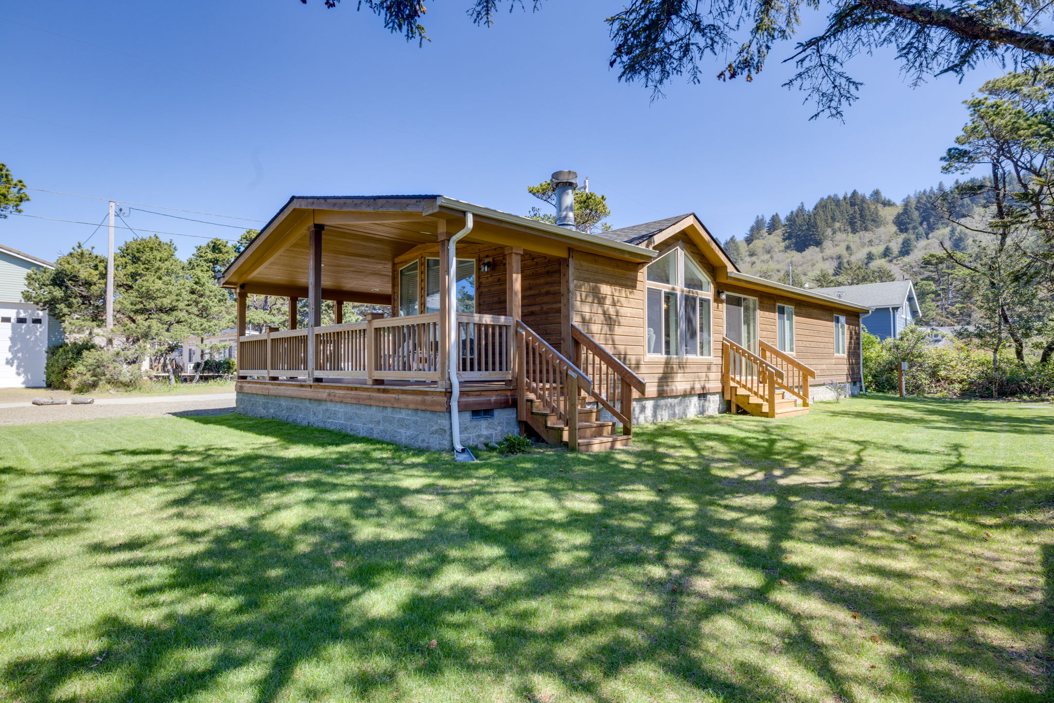 Cloverdale, Oregon, 97135, United States, 2 Bedrooms Bedrooms, ,2 BathroomsBathrooms,Residential,For Sale,1983657