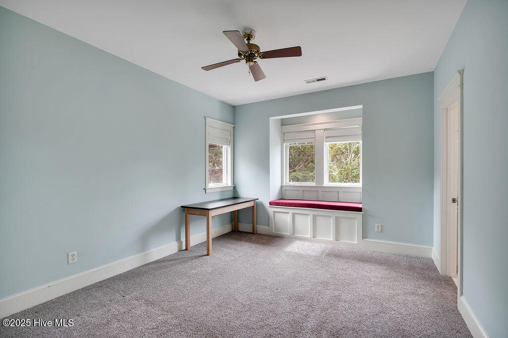 Wilmington, North Carolina, 28411, United States, 5 Bedrooms Bedrooms, ,5 BathroomsBathrooms,Residential,For Sale,1940962