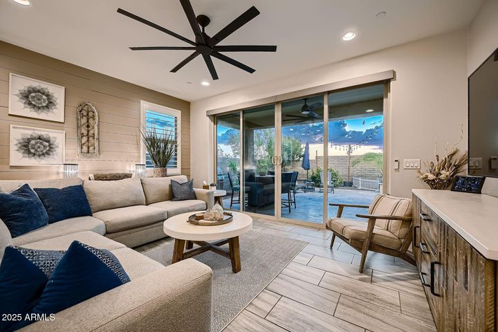 Peoria, Arizona, 85383, United States, 3 Bedrooms Bedrooms, ,2 BathroomsBathrooms,Residential,For Sale,1944970
