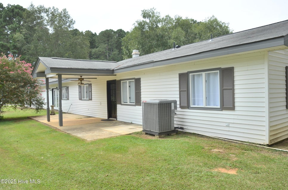 Spring Hope, North Carolina, 27882, United States, 4 Bedrooms Bedrooms, ,2 BathroomsBathrooms,Residential,For Sale,1974659