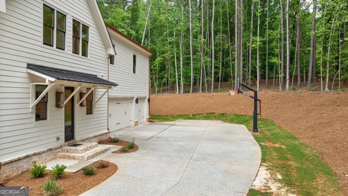 Monroe, Georgia, 30656, United States, 5 Bedrooms Bedrooms, ,5 BathroomsBathrooms,Residential,For Sale,1792838