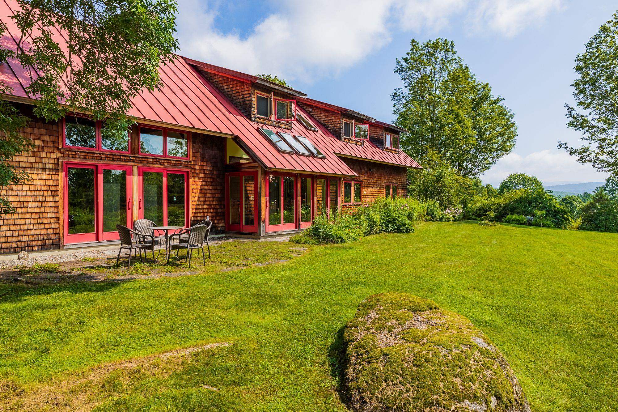 Orford, New Hampshire, 03777, United States, 3 Bedrooms Bedrooms, ,3 BathroomsBathrooms,Residential,For Sale,1908853