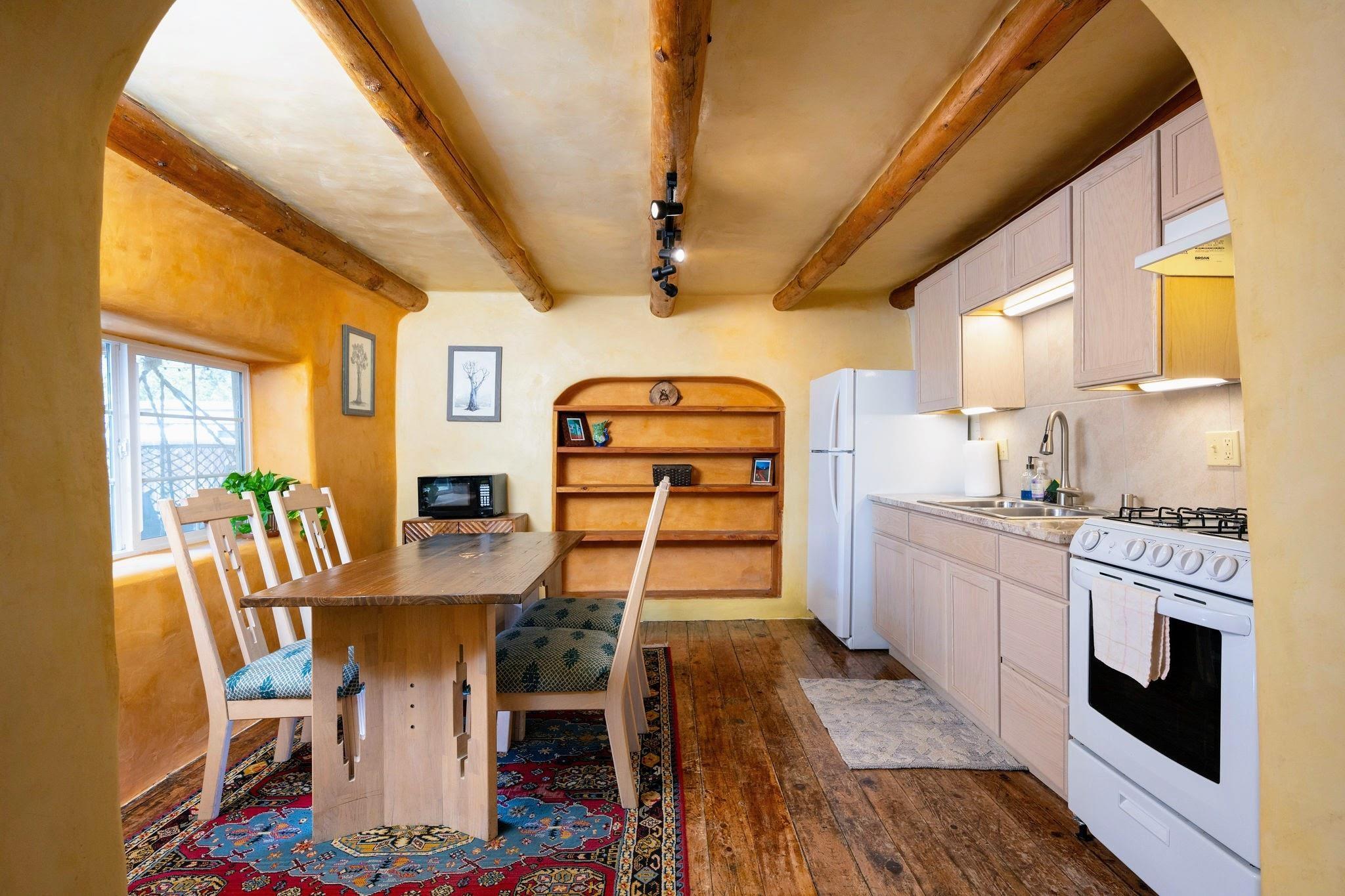 Ranchos De Taos, New Mexico, 87557, United States, 3 Bedrooms Bedrooms, ,3 BathroomsBathrooms,Residential,For Sale,1688394