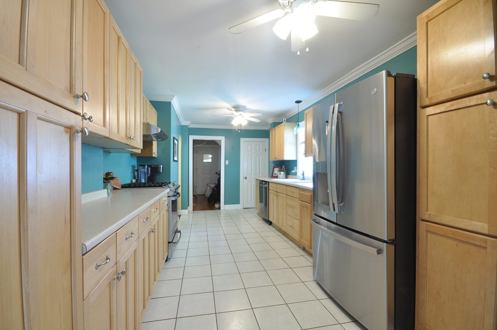 Medford, Massachusetts, 02155, United States, 4 Bedrooms Bedrooms, ,2 BathroomsBathrooms,Residential,For Sale,1980645