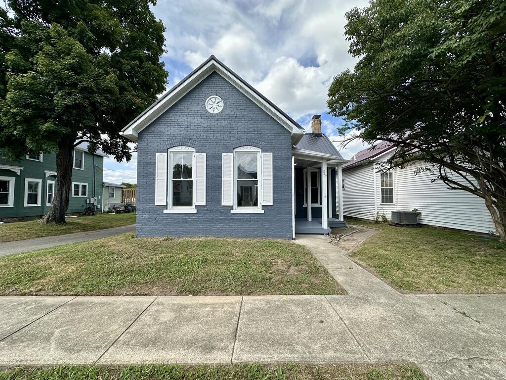 Clay St, Chillicothe, OH 45601