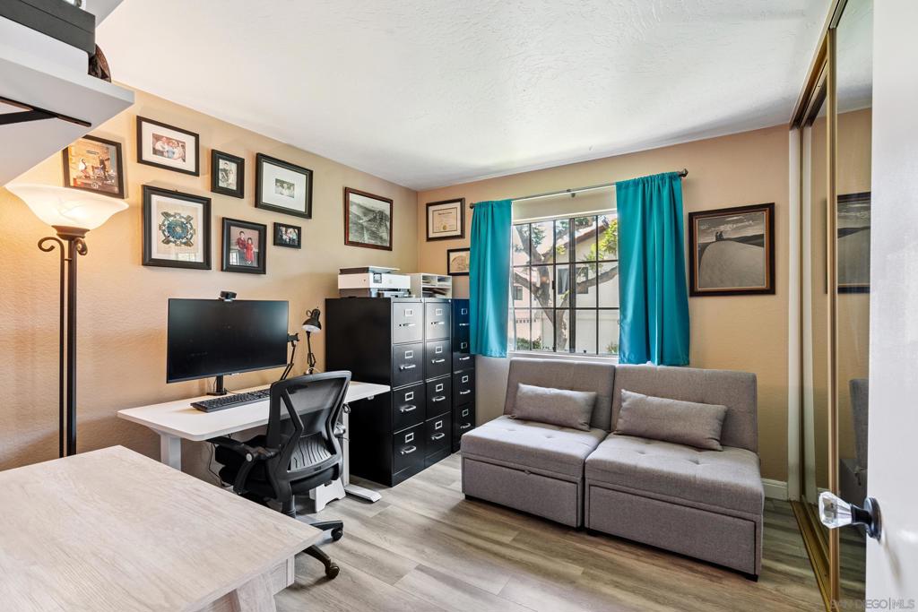 San Diego, California, 92122, United States, 2 Bedrooms Bedrooms, ,2 BathroomsBathrooms,Residential,For Sale,2002525