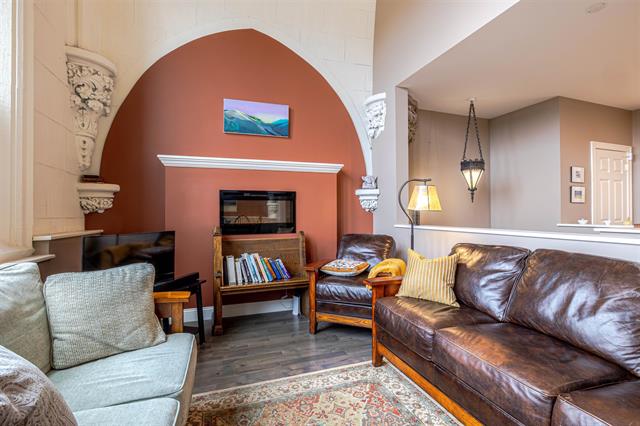 Concord, New Hampshire, 03301, United States, 3 Bedrooms Bedrooms, ,2 BathroomsBathrooms,Residential,For Sale,1986061