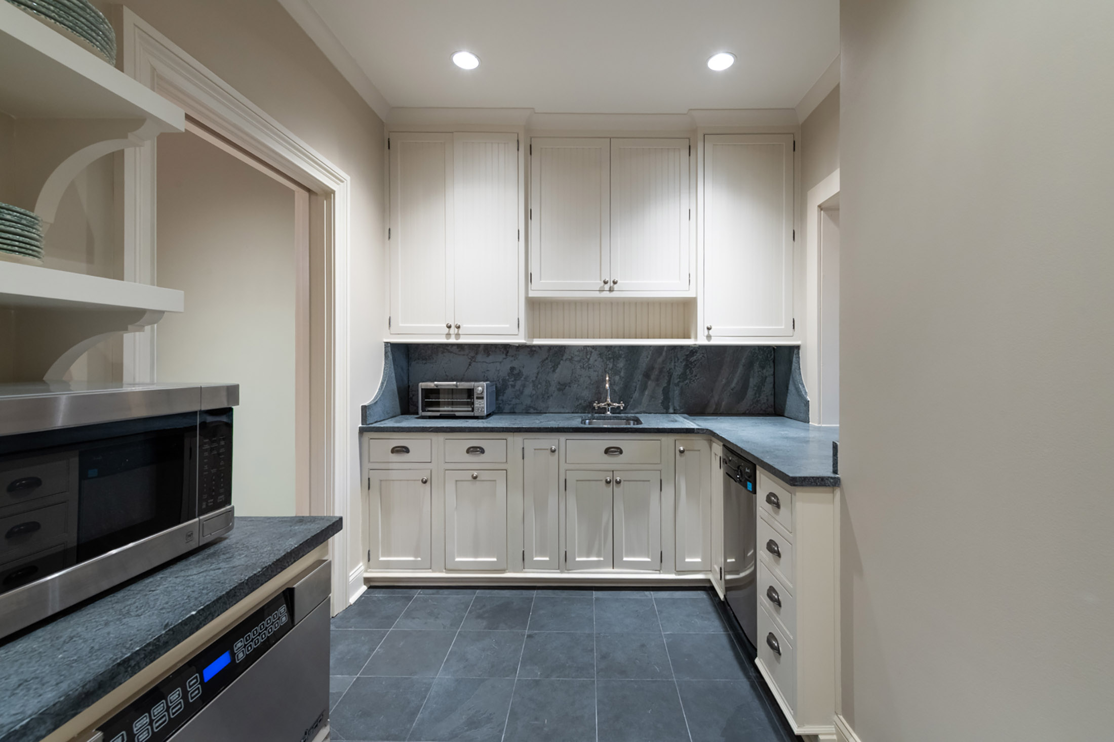  Magnificent Buckhead Home on 2.2+/- Acres with Pool and Pool House - 物件實景