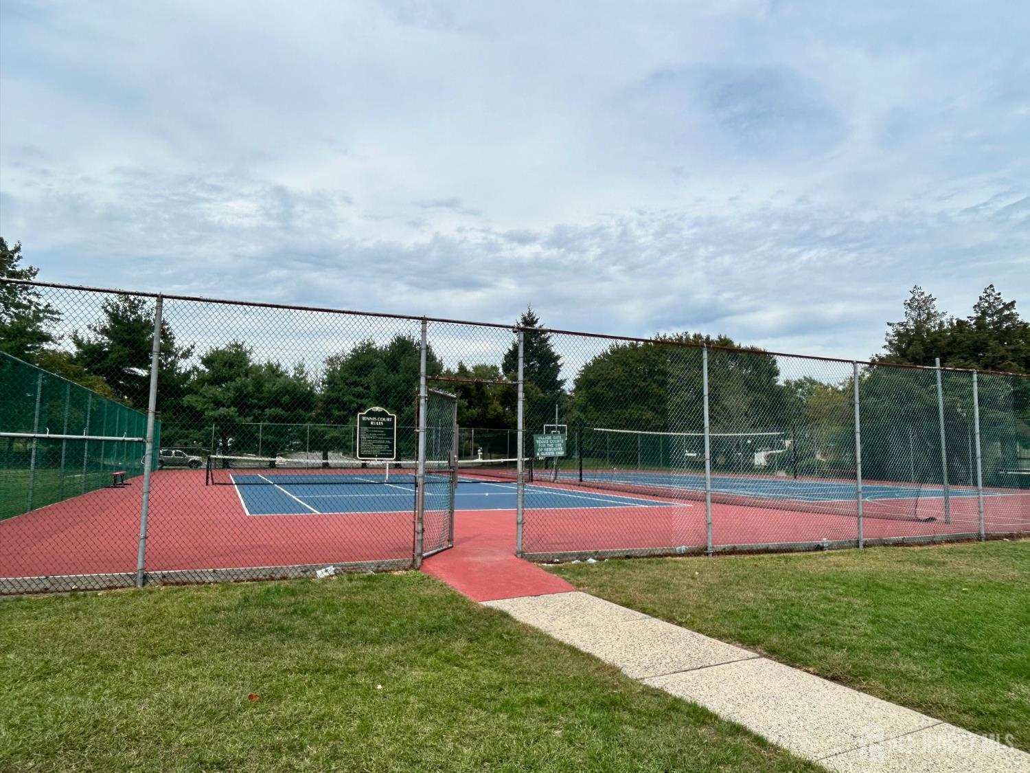 Edison, New Jersey, 08820, United States, 2 Bedrooms Bedrooms, ,3 BathroomsBathrooms,Residential,For Sale,1991890