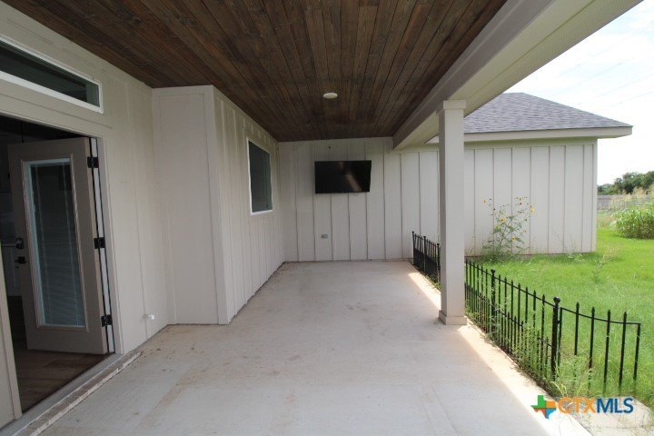 Salado, Texas, 76571, United States, 3 Bedrooms Bedrooms, ,3 BathroomsBathrooms,Residential,For Sale,1980220