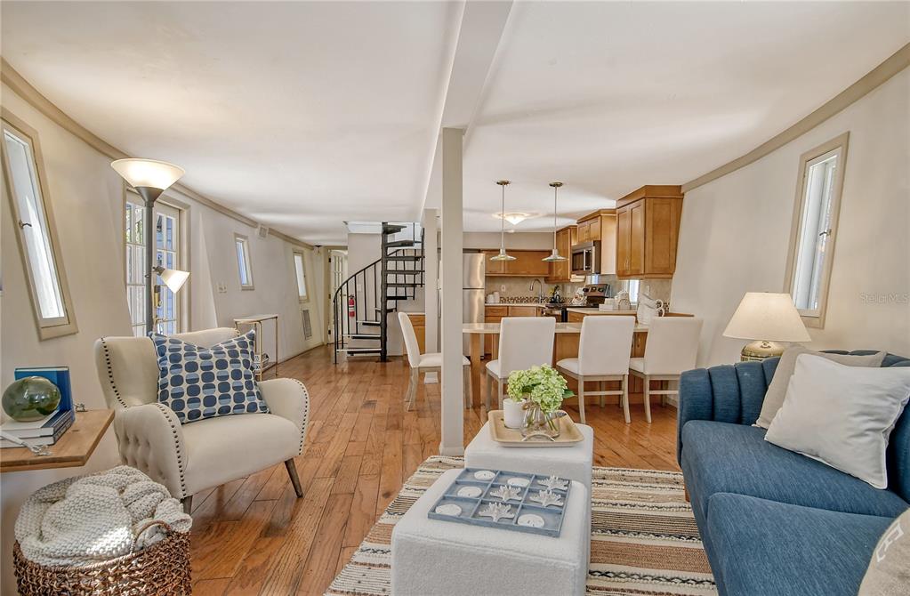 Sarasota, Florida, 34236, United States, 3 Bedrooms Bedrooms, ,3 BathroomsBathrooms,Residential,For Sale,1743279