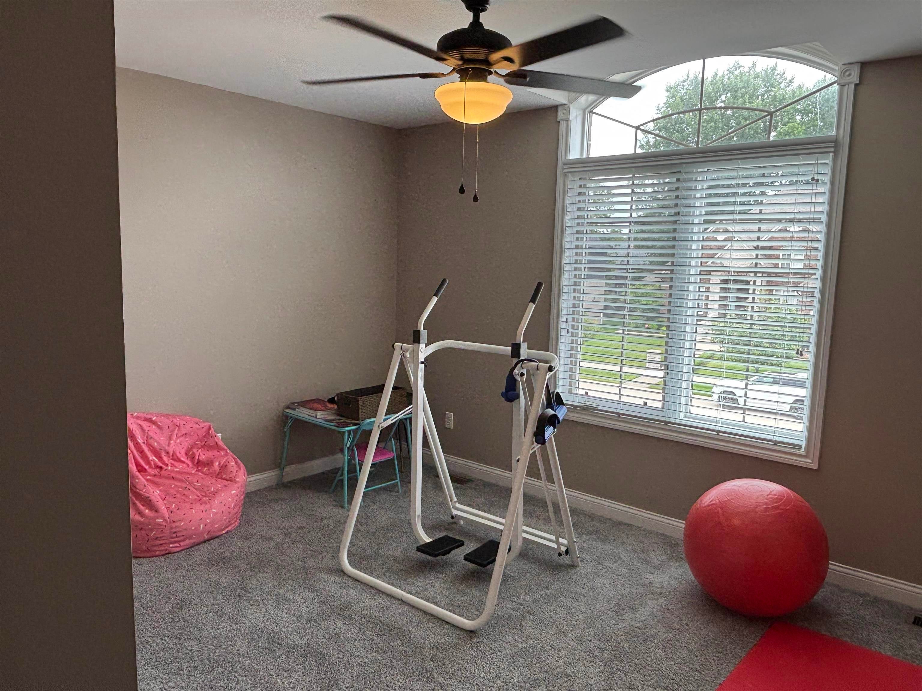 Shelby Twp, Michigan, 48316, United States, 4 Bedrooms Bedrooms, ,4 BathroomsBathrooms,Residential,For Sale,2005359