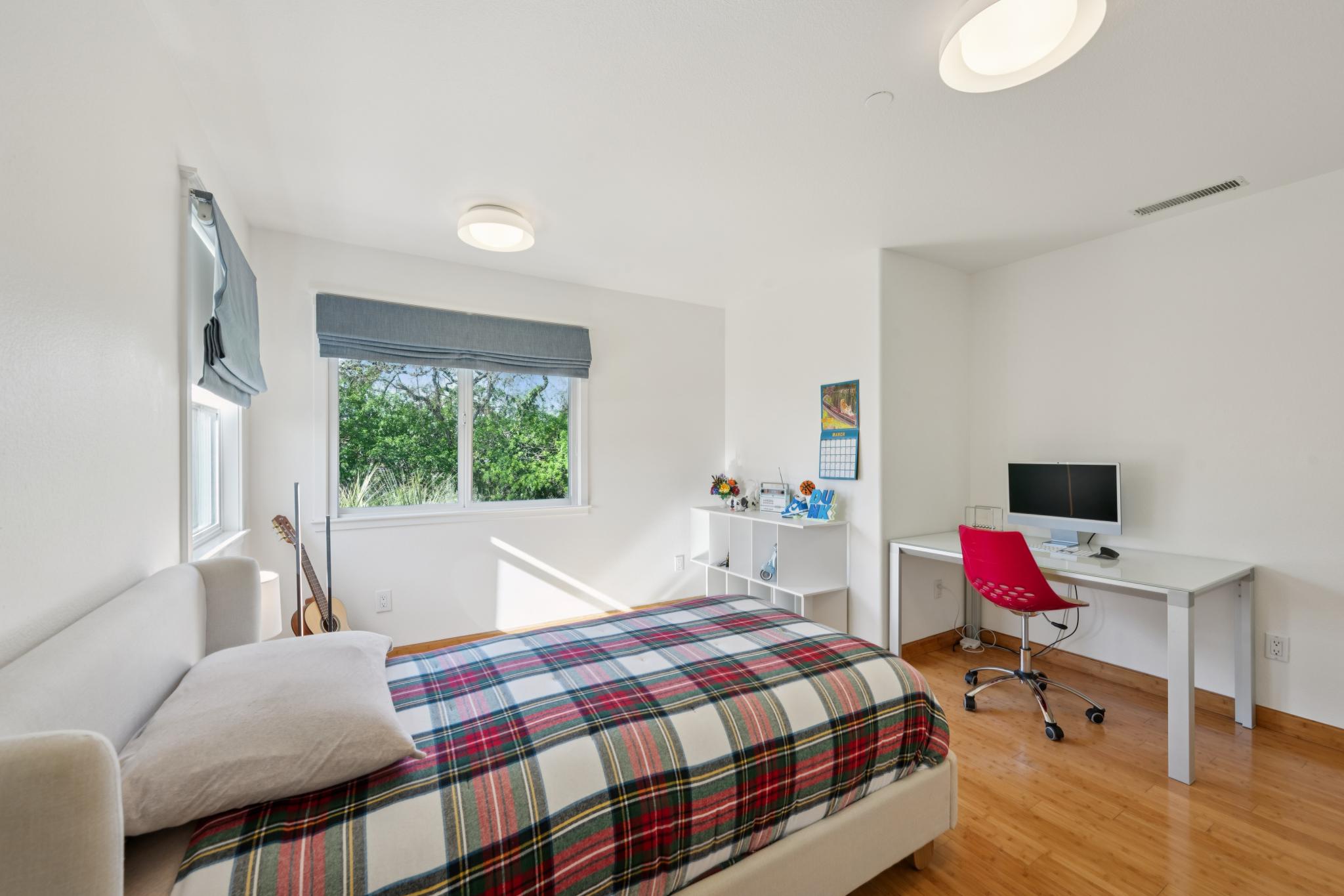  19071 Hickory Street - 物件實景