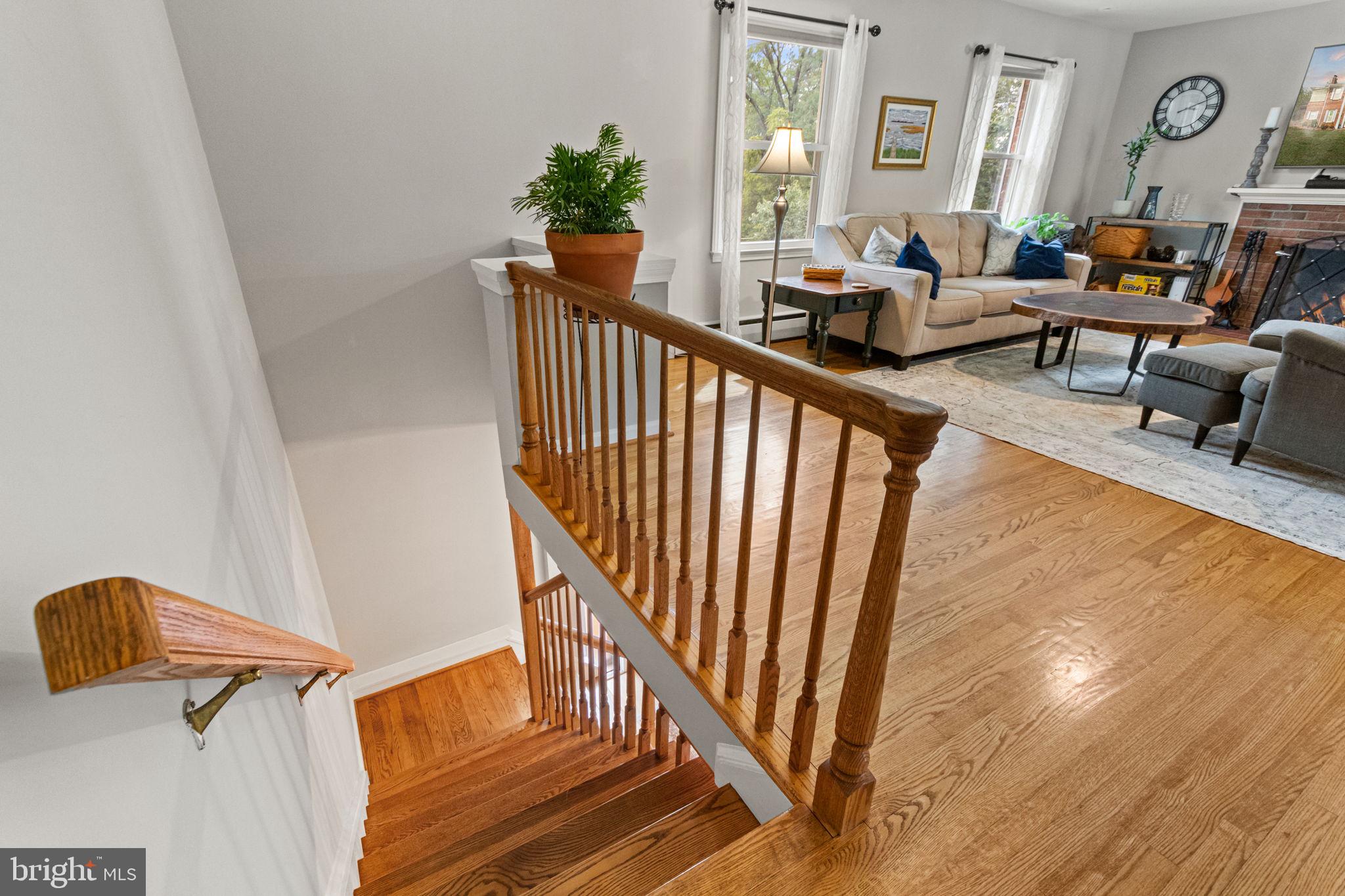 Lorton, Virginia, 22079, United States, 4 Bedrooms Bedrooms, ,3 BathroomsBathrooms,Residential,For Sale,1974671