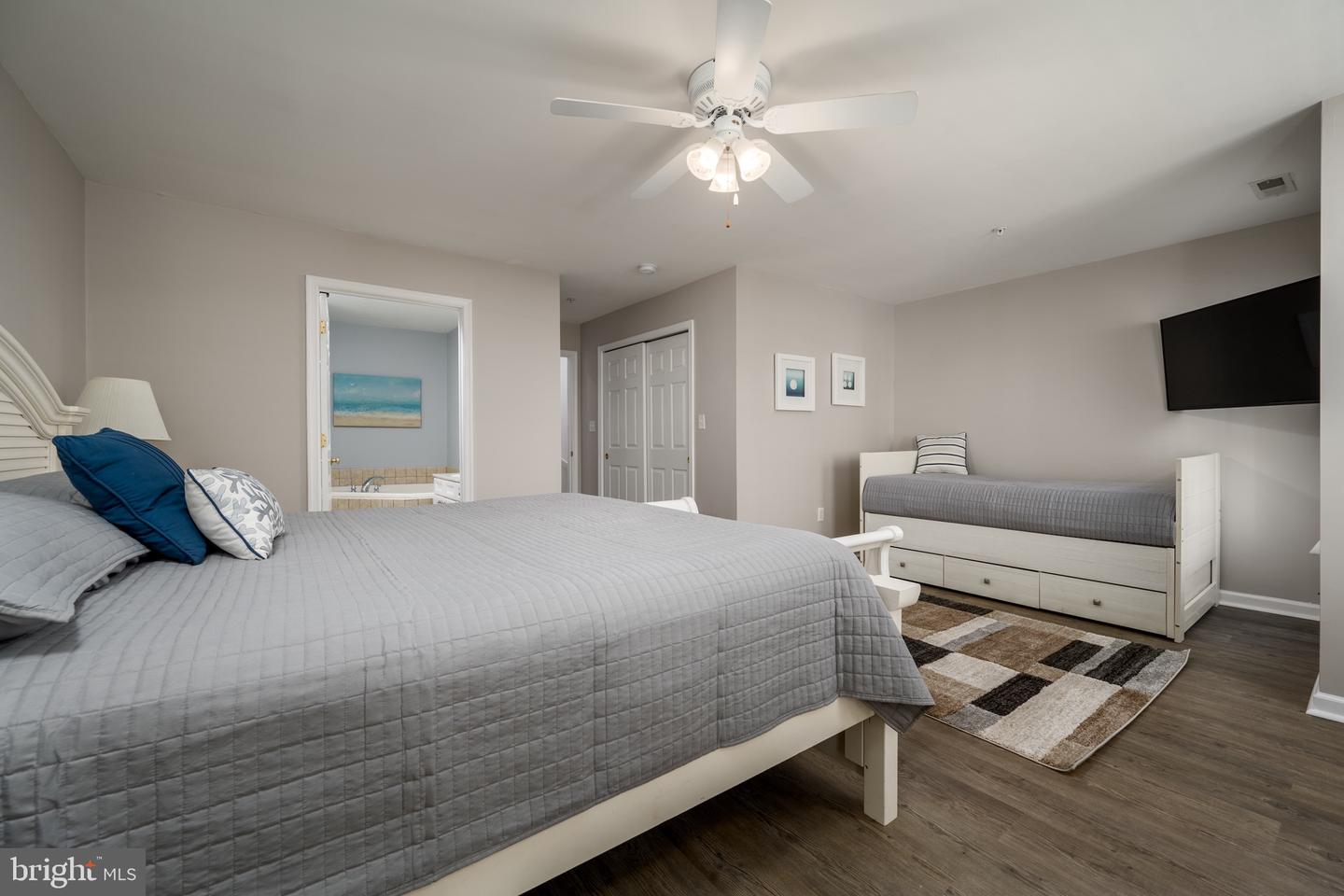 Ocean City, Maryland, 21842, United States, 3 Bedrooms Bedrooms, ,3 BathroomsBathrooms,Residential,For Sale,1991761