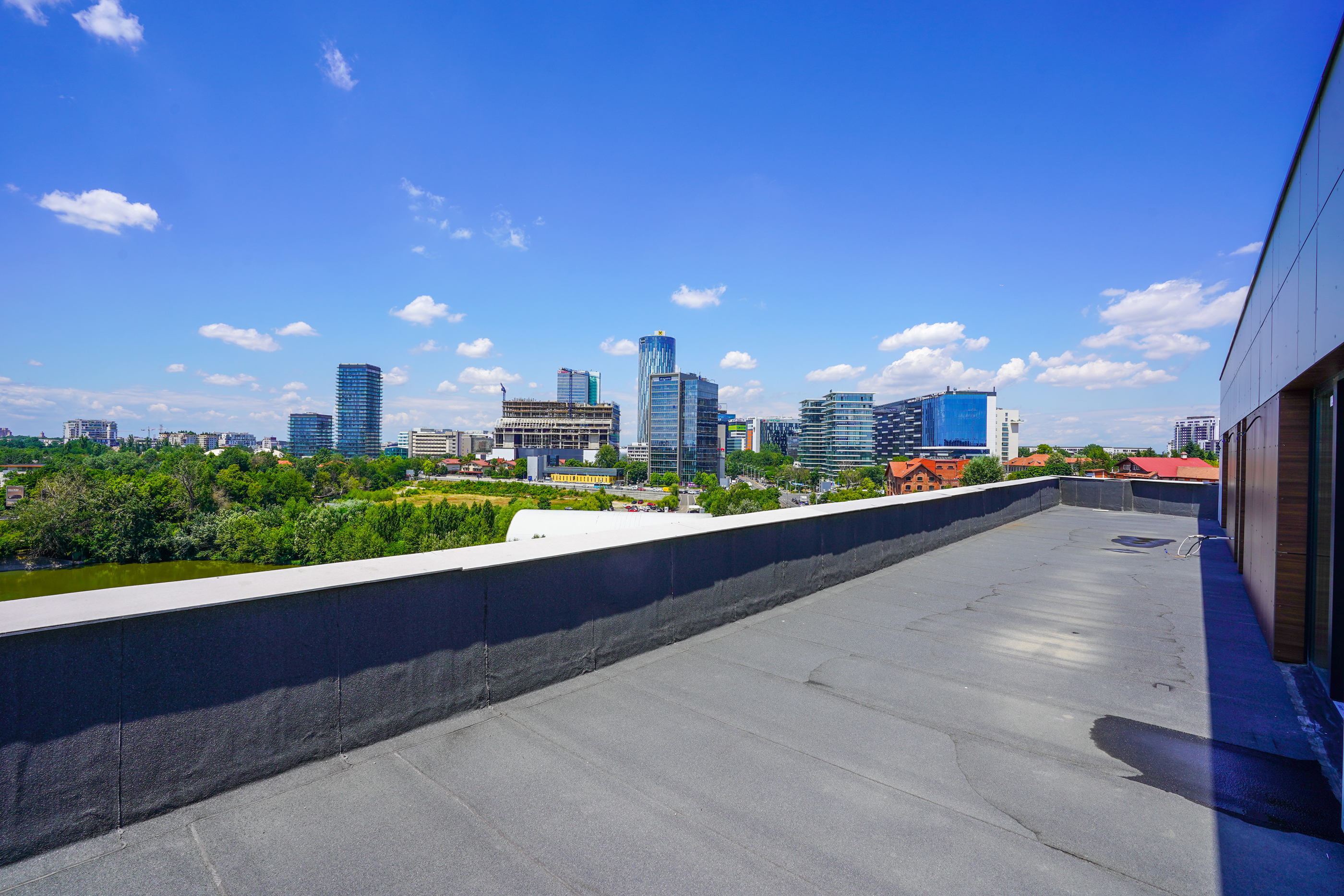  Lakefront Duplex Penthouse with a Panoramic Terrace on Lake Floreasca - 物件實景