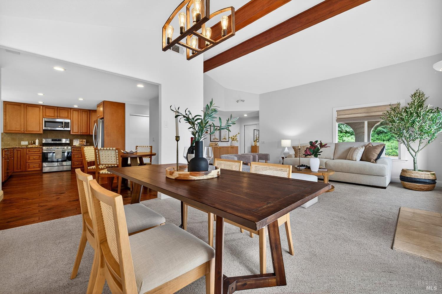 Petaluma, California, 94954, United States, 4 Bedrooms Bedrooms, ,2 BathroomsBathrooms,Residential,For Sale,2048082