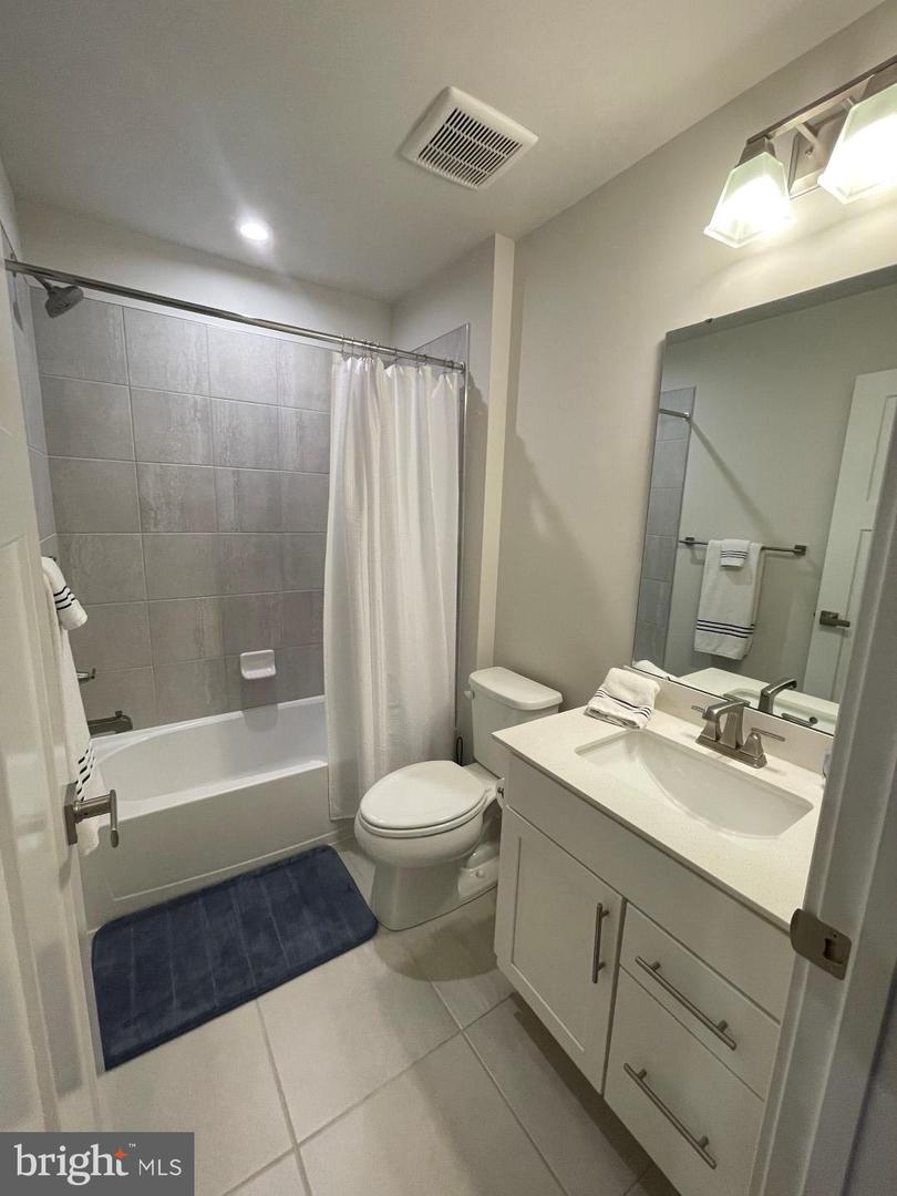 Berlin, Maryland, 21811, United States, 3 Bedrooms Bedrooms, ,3 BathroomsBathrooms,Residential,For Sale,1917414