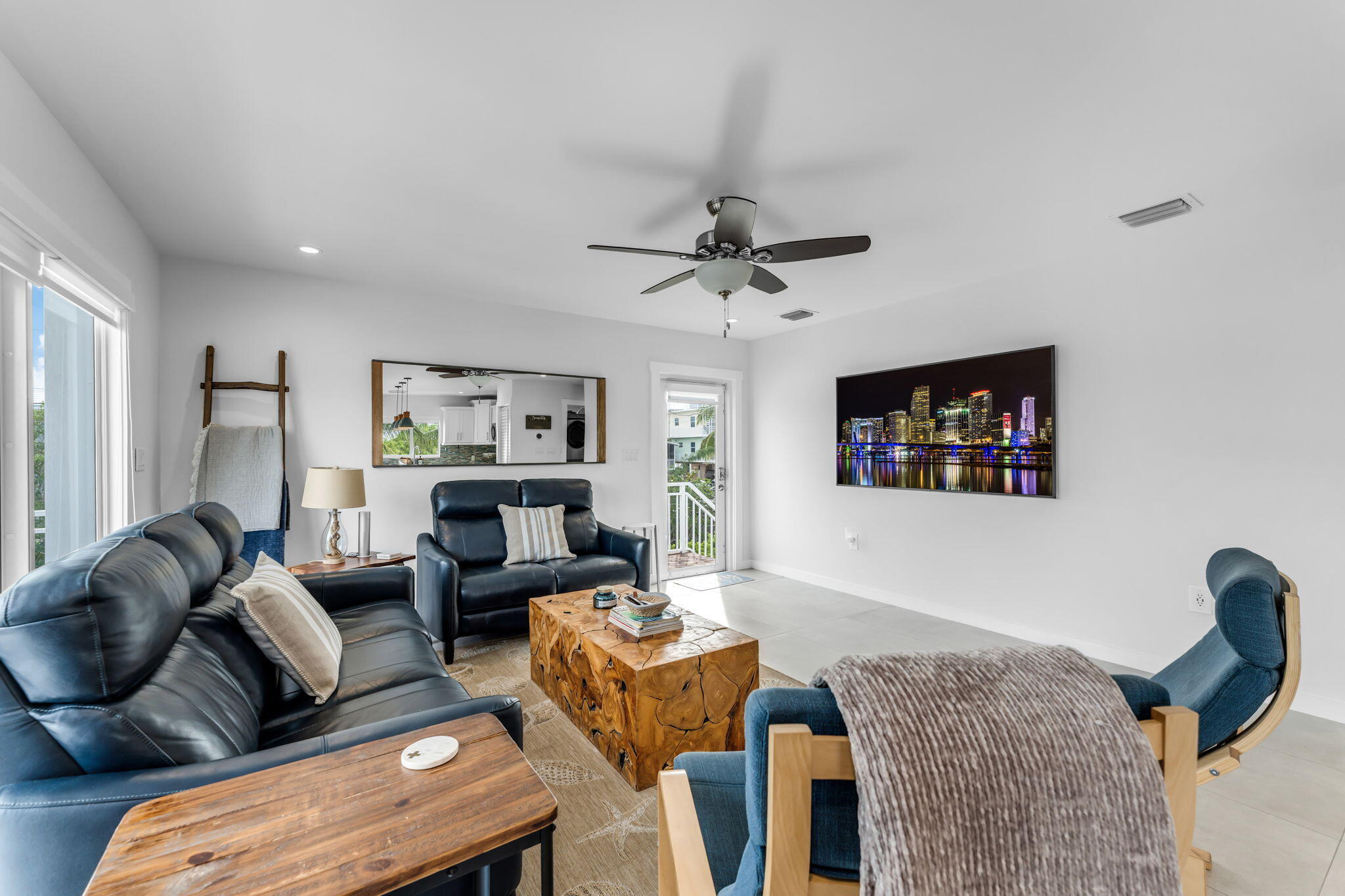 KEY LARGO, Florida, 33037, United States, 4 Bedrooms Bedrooms, ,3 BathroomsBathrooms,Residential,For Sale,1991909