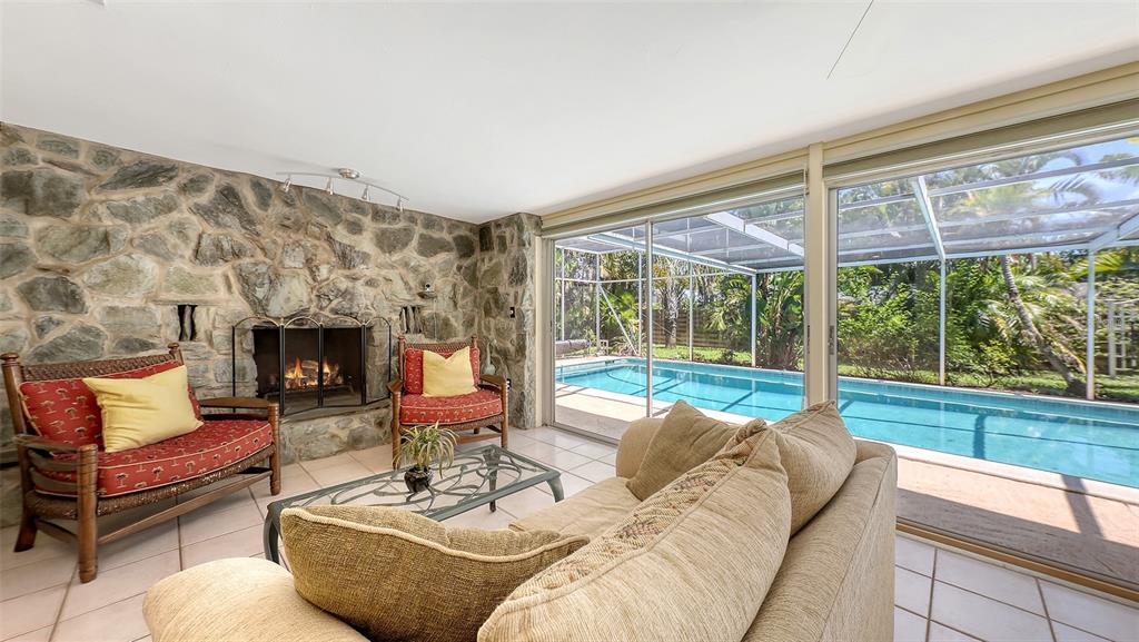Sarasota, Florida, 34234, United States, 2 Bedrooms Bedrooms, ,2 BathroomsBathrooms,Residential,For Sale,1875494