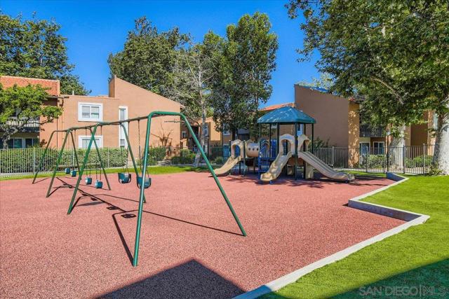 San Diego, California, 92127, United States, 2 Bedrooms Bedrooms, ,2 BathroomsBathrooms,Residential,For Sale,1935836