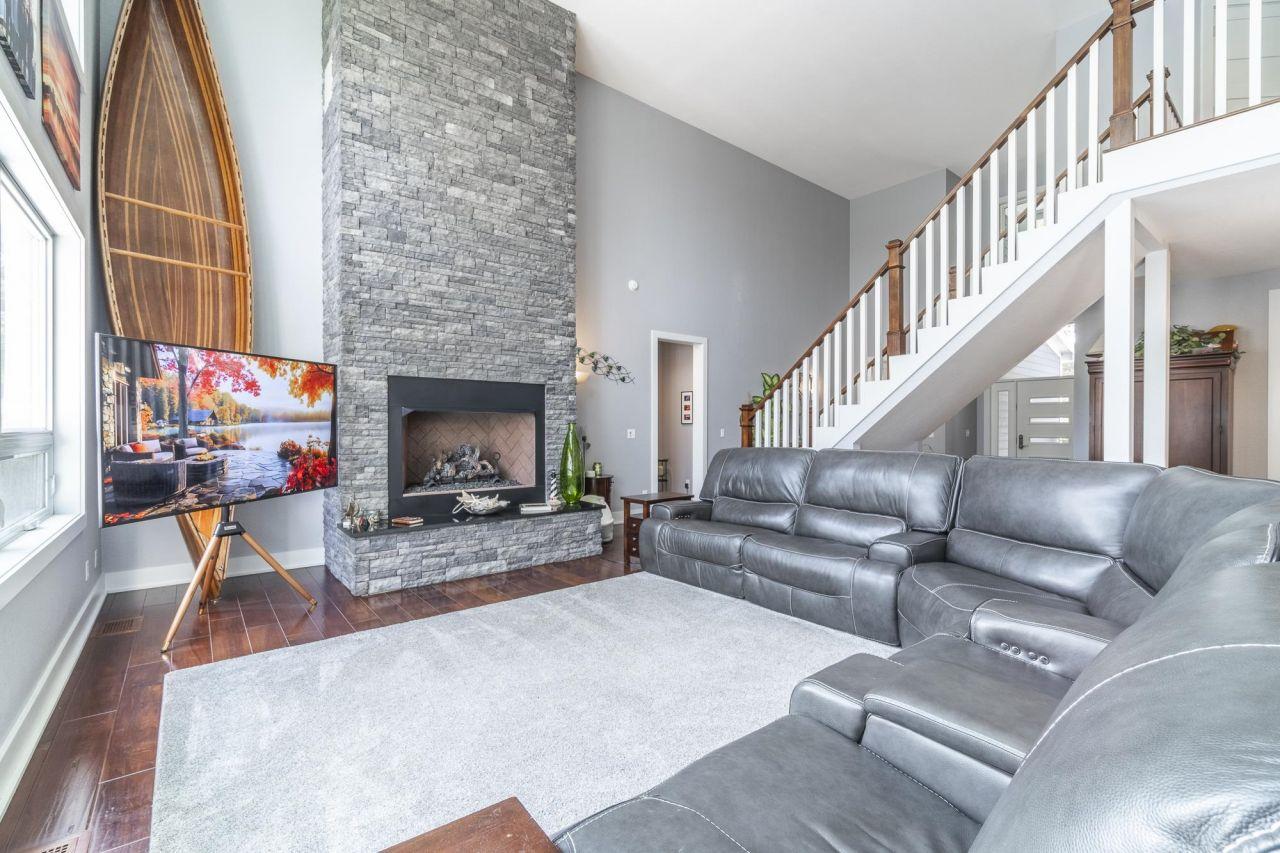 Fremont, Indiana, 46737, United States, 4 Bedrooms Bedrooms, ,4 BathroomsBathrooms,Residential,For Sale,1804155