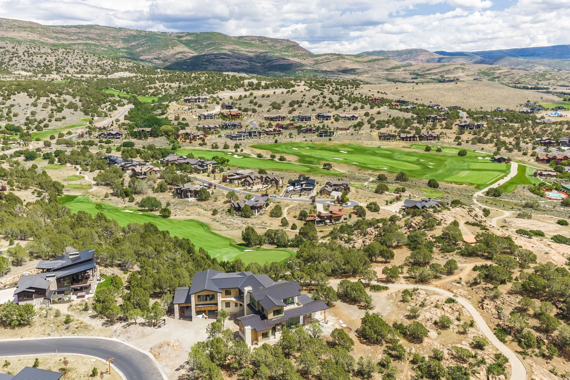  Luxury on Top of the Red Ledges - 物件實景
