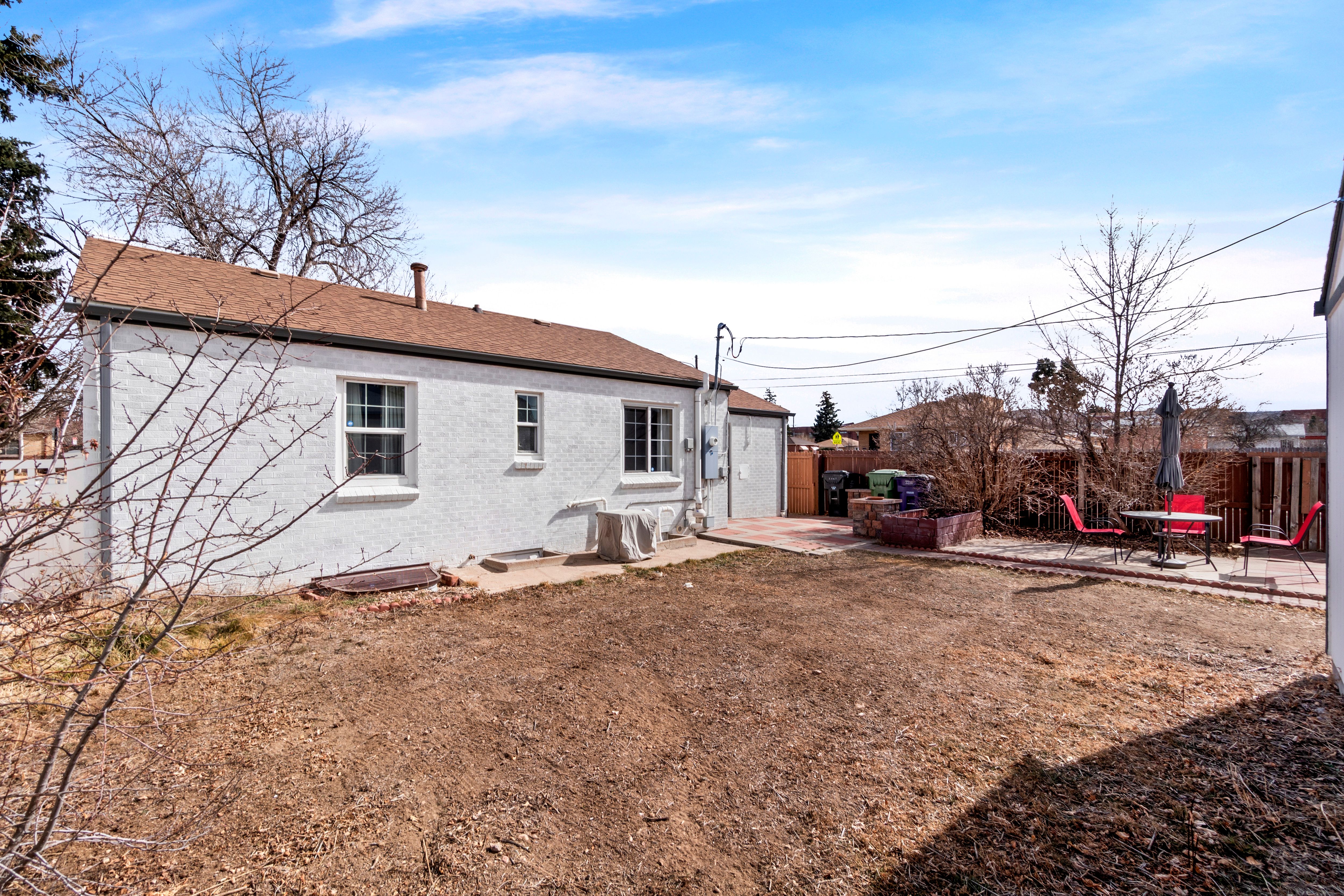  South Park Hill Remodeled 3 Bedroom, 2 Bath Brick Ranch on Corner Lot - 物件實景