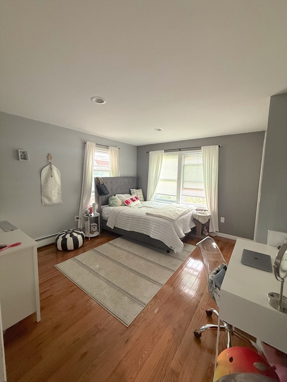 Everett, Massachusetts, 02149, United States, 6 Bedrooms Bedrooms, ,4 BathroomsBathrooms,Residential,For Sale,1938376