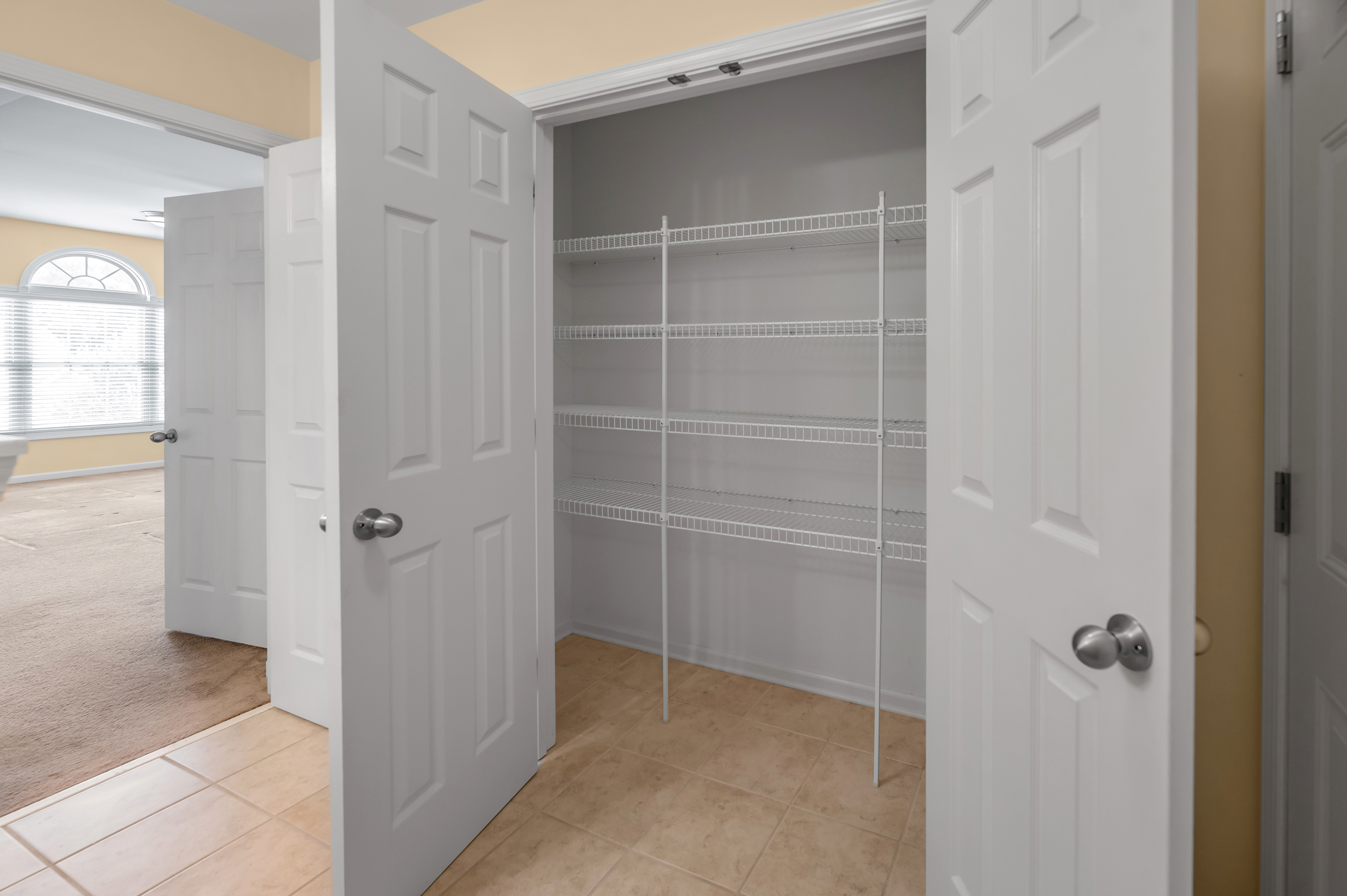  520 Madison Point Drive - 物件實景